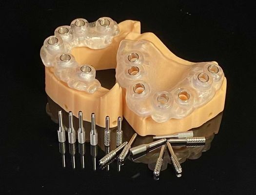 Diş implantı için 3 boyutlu cerrahi kılavuzu Standart Diş Laboratuarı